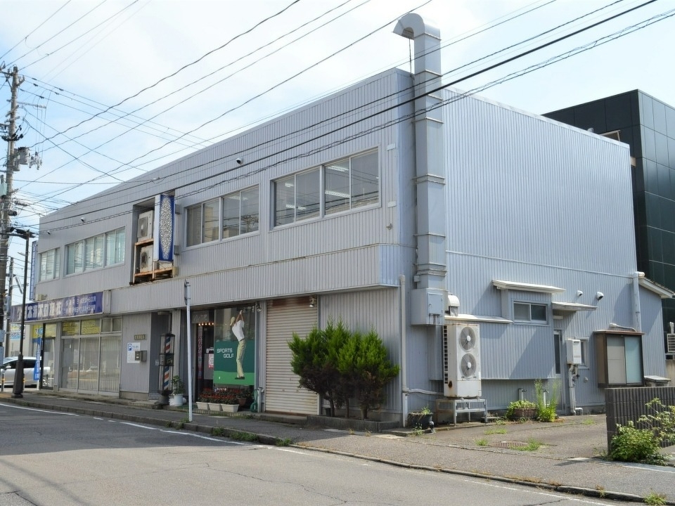 建築事業部の外観